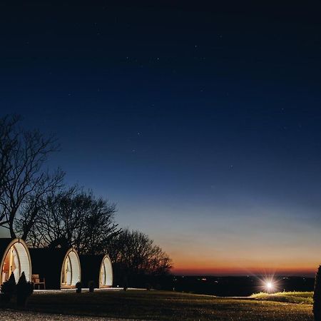 Отель North Coast 9 Glamping Capecastle Экстерьер фото