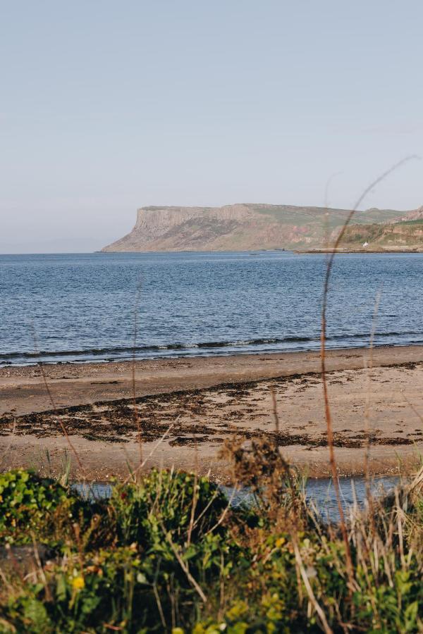 Отель North Coast 9 Glamping Capecastle Экстерьер фото